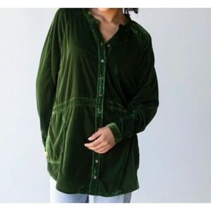 NATURAL LIFE Green Velvet Tunic